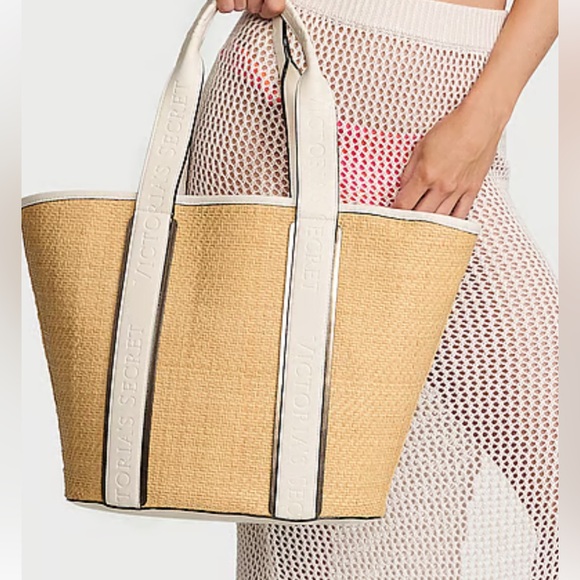 Victoria's Secret Handbags - NWT Victoria’s Secret Straw Tote